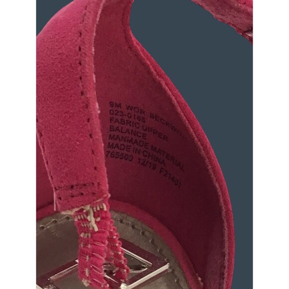 Hot Pink Suede Ankle Strap Block Heel Sandals Womens Size 9 - Picture 8 of 8